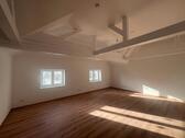 Foto - 3 Zimmer Dachgeschoßwohnung zur Miete in Tirschenreuth