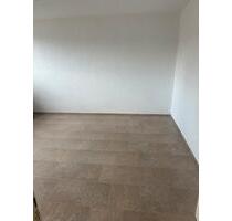 Dreizimmerwohnung in der Stadt - 900,00&nbsp;EUR Kaltmiete, ca.&nbsp; 65,00&nbsp;m&sup2; in Heilbronn (PLZ: 74072)
