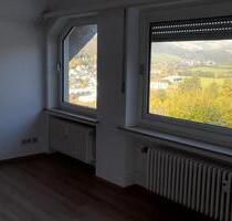 Lennestadt, großzügige Wohnung, 3 ZKB, 96 qm, Balkon, Gäste WC