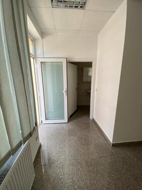 Foto - 2,5 Zimmer Wohnung - 700,00&nbsp;EUR Kaltmiete, ca.&nbsp; 80,00&nbsp;m&sup2;
