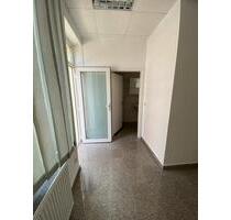 2,5 Zimmer Wohnung - 700,00&nbsp;EUR Kaltmiete, ca.&nbsp; 80,00&nbsp;m&sup2; in Rietheim-Weilheim (PLZ: 78604)