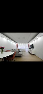 Foto - Helle 3,5-Zimmer-Wohnung mit sonnigen Balkon und moderner EBK!