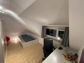 Foto - Möbliertes WG-Zimmer in Stuttgart West