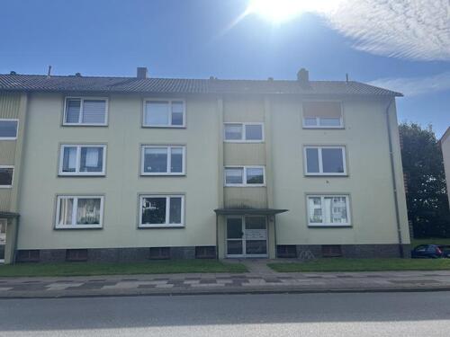 Foto - Charmante 2,5-Zimmer-Erdgeschosswohnung mit zwei Balkonen & Einbauküche – Innenstadtnähe!