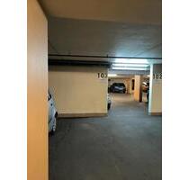 Tiefgarage zur Mieter in Der Nähe des (U2) Frankfurter-ring - München Am Riesenfeld
