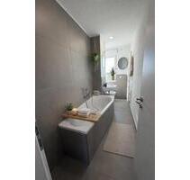 Top kernsanierte 4-Zimmer-Wohnung mit Balkon (Erstbezug) - Hettstedt