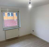 PS-Horeb. Schöne, helle 3 ZKB-Wohnung - Pirmasens