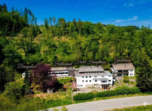 Foto - Investoren Hotel + 2 Häuser - 650.000,00&nbsp;EUR Kaufpreis, ca.&nbsp; 1.200,00&nbsp;m&sup2;