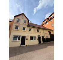 Haus mit 2 Wohnungen, Werkstatt & Hof in Hechingen