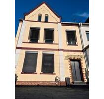 Haus zu verkaufen - 430.000,00&nbsp;EUR Kaufpreis, ca.&nbsp; 244,00&nbsp;m&sup2; in Weißenthurm (PLZ: 56575)