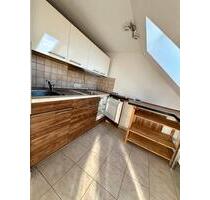 Moderne frisch sanierte kuschelige Dachwohnung - Ebersbach