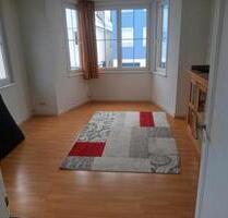 hiermit biete ich eine dreizimmerwohnung in der stadtmitte an - Albstadt