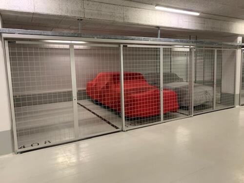 Foto - Oldtimer- und Sportwagenstellplatz in Garching b. München