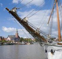 Renovierte 2 Zimmer Wohnung in zentraler Lage zu sofort - Leer (Ostfriesland)