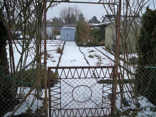 Foto - Kleingarten mit Gartenhäuschen - 500,00&nbsp;EUR Kaltmiete, ca.&nbsp; 0,00&nbsp;m&sup2;