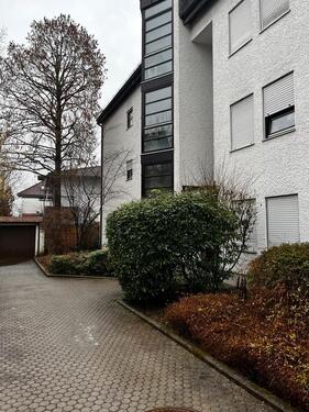 Foto - 2 Zimmer Wohnung 54qm - 1.300,00&nbsp;EUR Kaltmiete, ca.&nbsp; 54,00&nbsp;m&sup2;