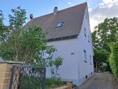 Foto - Vach- Einfamilienhaus mit großem Garten