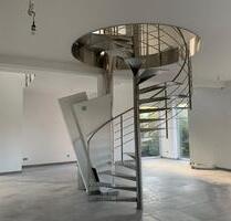 Galeriewohnung mit Dachterrasse, Gartenfläche und Garage - Neustadt an der Aisch