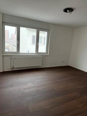 Foto - Vermieten 5 Zimmerwohnung Große Wohnung Penthouse Haus Mit Garten