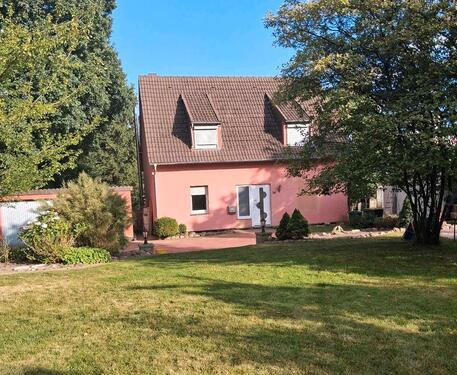 Foto - Charmantes Einfamilienhaus mit großzügigem Grundstück