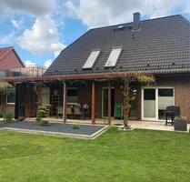 Hochwertiges EFH mit Wintergarten, Kamin, Dachterrasse in Hagenow