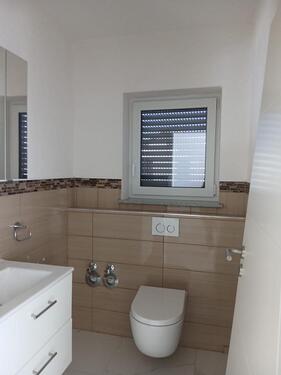 Foto - 7 Zimmer Mehrfamilienhaus, Wohnhaus in Volkertshausen