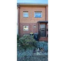 Charmantes Reihenhaus mit Südgarten in Berlin-Buckow