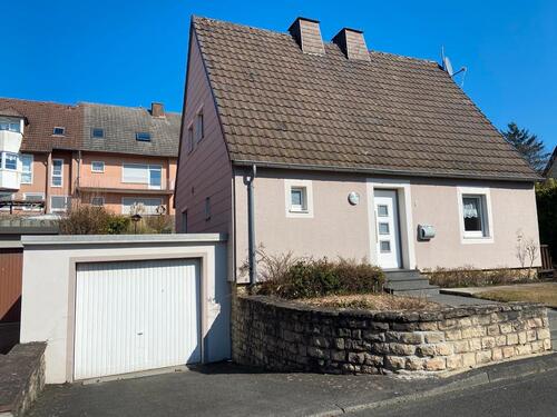 Foto - Freistehendes Haus in Bitburg - 330.000,00&nbsp;EUR Kaufpreis, ca.&nbsp; 80,00&nbsp;m&sup2;