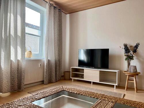 Foto - Möblierte 2-Zimmerwohnung mit Terrasse, Badewanne & Dusche