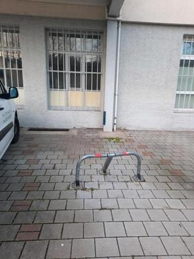 Foto - Parkplatz zu vermieten - 50,00 EUR Miete,