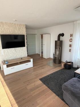 Foto - 4,5 Zimmer Wohnung + Garage + Stellplatz inkl. Gartenhütte