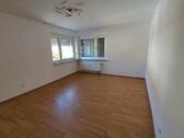 Foto - 3 Zimmer Wohnung 80qm - 1.070,00&nbsp;EUR Kaltmiete, ca.&nbsp; 80,00&nbsp;m&sup2;