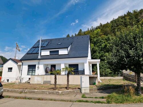 Foto - Mehrfamilienhaus mit separater Einliegerwohnung