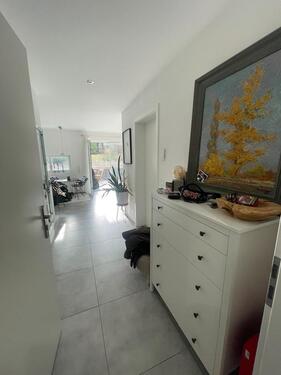 Foto - 2 Zimmer Wohnung Küche-Balkon-Tiefgarage-Außenstellplatz-Keller