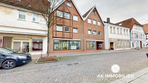 Foto - Gewerbeeinheit mit großer Schaufensterfront in zentraler Innenstadtlage von Hessisch Oldendorf