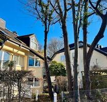 Freundliche 3 Zimmer Wohnung, vorerst 1 Jahr Befristung - Köln Rodenkirchen