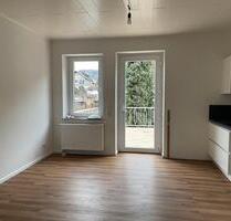 Frisch renovierte 2-Zimmer Wohnung mit Balkon - Merzig