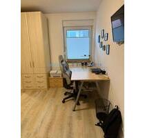 M 612 - Gemütliches WG-Zimmer im Obergeschoss eines ruhigen Mehrfamilienhauses in zentrumsnaher Lage in Lingen! - Lingen (Ems) Damaschke