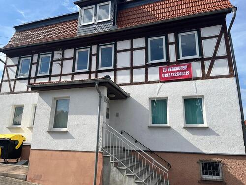 Foto - Gebäudekomplex mit Parkplatz - 350.000,00 EUR Kaufpreis,