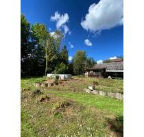 Großzügiges Wochenendgrundstück mit Hütte in Hummeltal