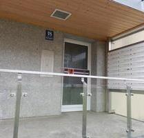 Helle schöne 2 Zim. Wohnung mit großem Balkon in Top Lage zu verk - München Feldmoching-Hasenbergl