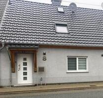Familienfreundliches Reihenmittelhaus auf Rügen (vollsaniert) - Dranske