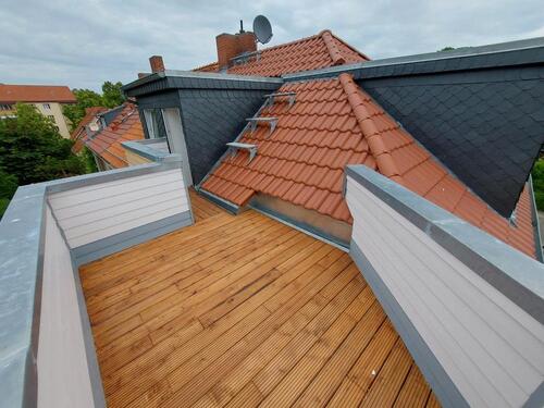 Foto - Ruhige 2 ZimmerWohnung nahe Schlosspark Dachterrasse, Stellplatz