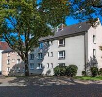 Erdgeschosswohnung in Essen Frohnhausen. Wir renovieren!