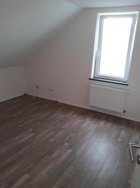 Foto - SulzbachSaar: bezugsfertige 2-ZKB-DG-Whg. in zentraler City-Lage