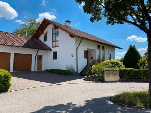 Foto - Einfamilienhaus in ruhiger Lage mit guter Verkehrsanbindung