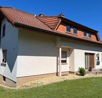 Gepflegtes Zweifamilienhaus in Neuhof bei Fulda