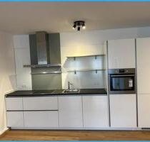 Perfekte großzügige 3-Zimmer-Wohnung in bester direkter Lage am Stadtplatz samt großen Balkon - Pfarrkirchen