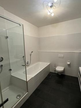 Foto - 2 Zimmer Dachgeschoßwohnung zum Kaufen in Wiesbaden