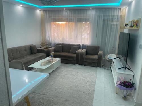 Foto - Modernisierte 3 Zimmer Wohnung mit Stellplatz und Balkon